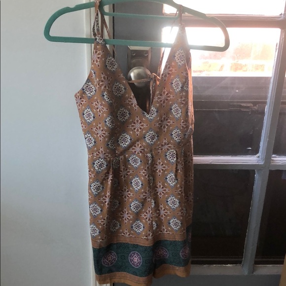Forever 21 Romper size small - Picture 1 of 3